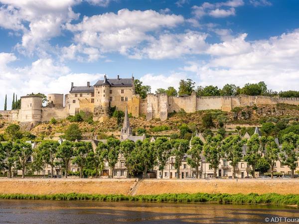 Chinon 